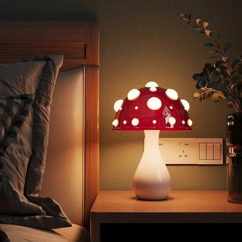 Ściemnialna lampa LED w kształcie grzybka