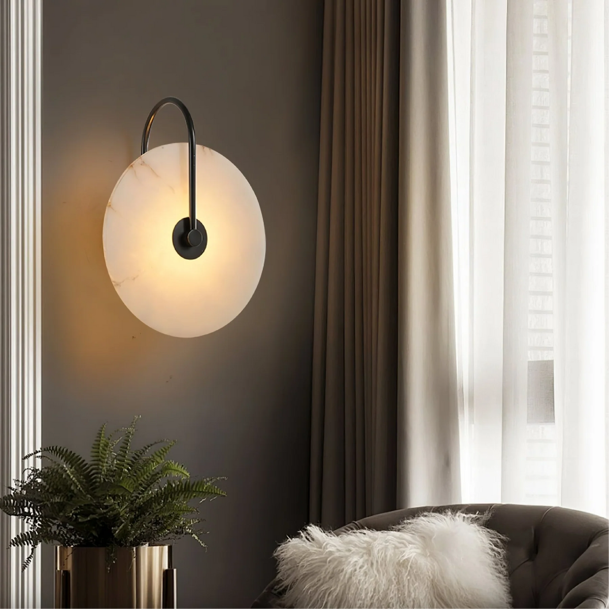 Minimalistyczna marmurowa lampa ścienna LED