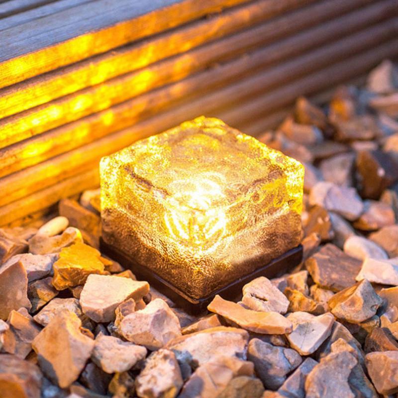 Solarowa lampa ogrodowa LED z efektem fali wodnej