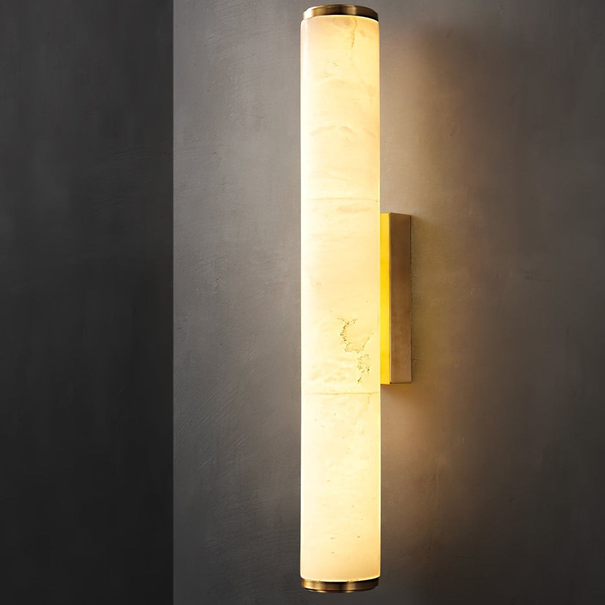 Applique murale avec lumière cylindrique verticale et fixation étroite