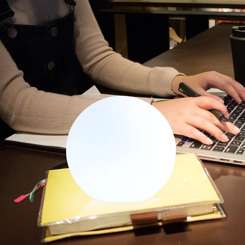 Wireless LED desk lamp with 16 light colors