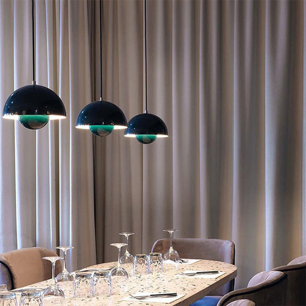 Lustre suspendu minimaliste multicolore en forme de demi-dôme