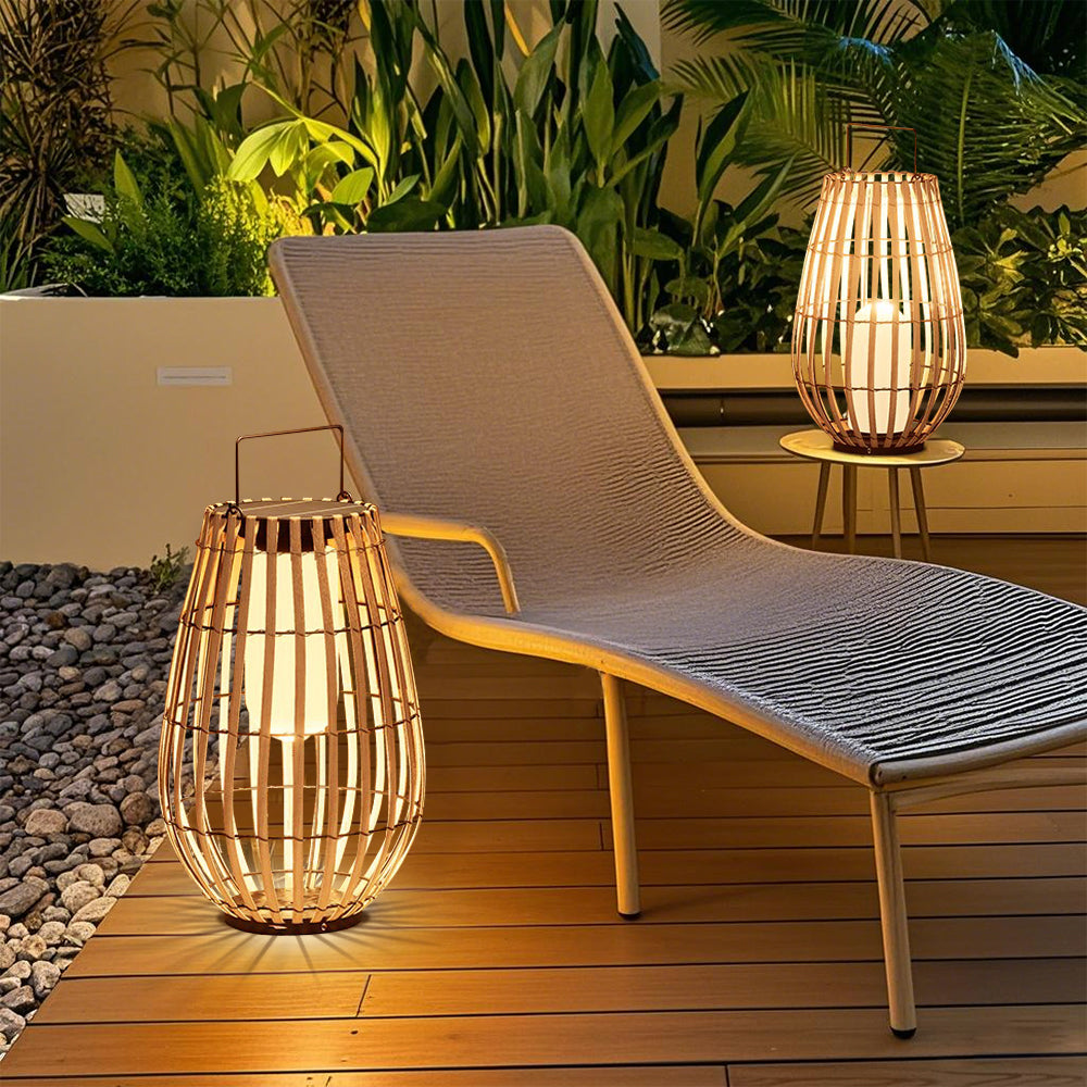 Lampa ogrodowa z rattanu solarnego