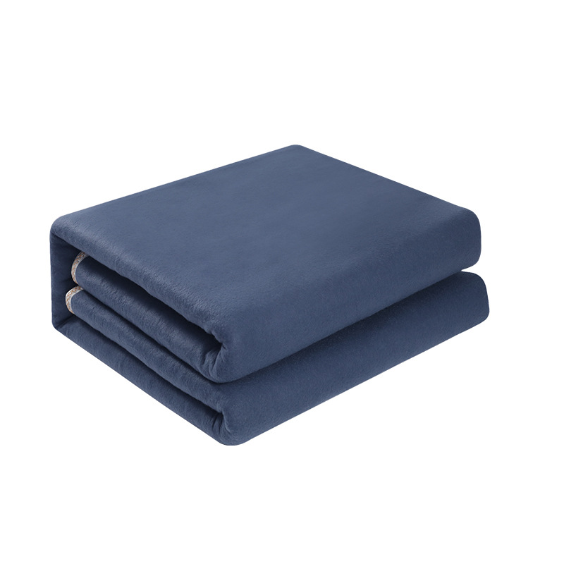 Soft electric blanket with nine heat levels and a remote control