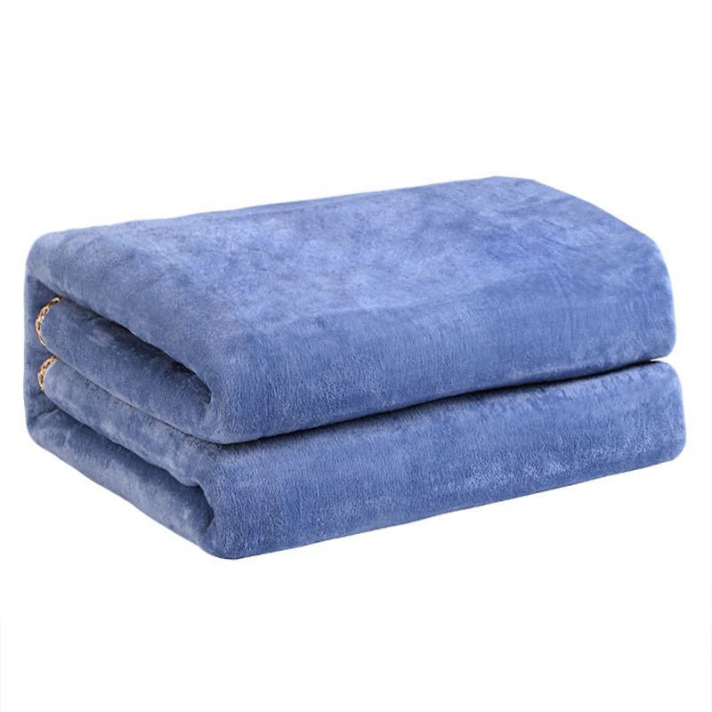 Soft electric blanket with nine heat levels and a remote control