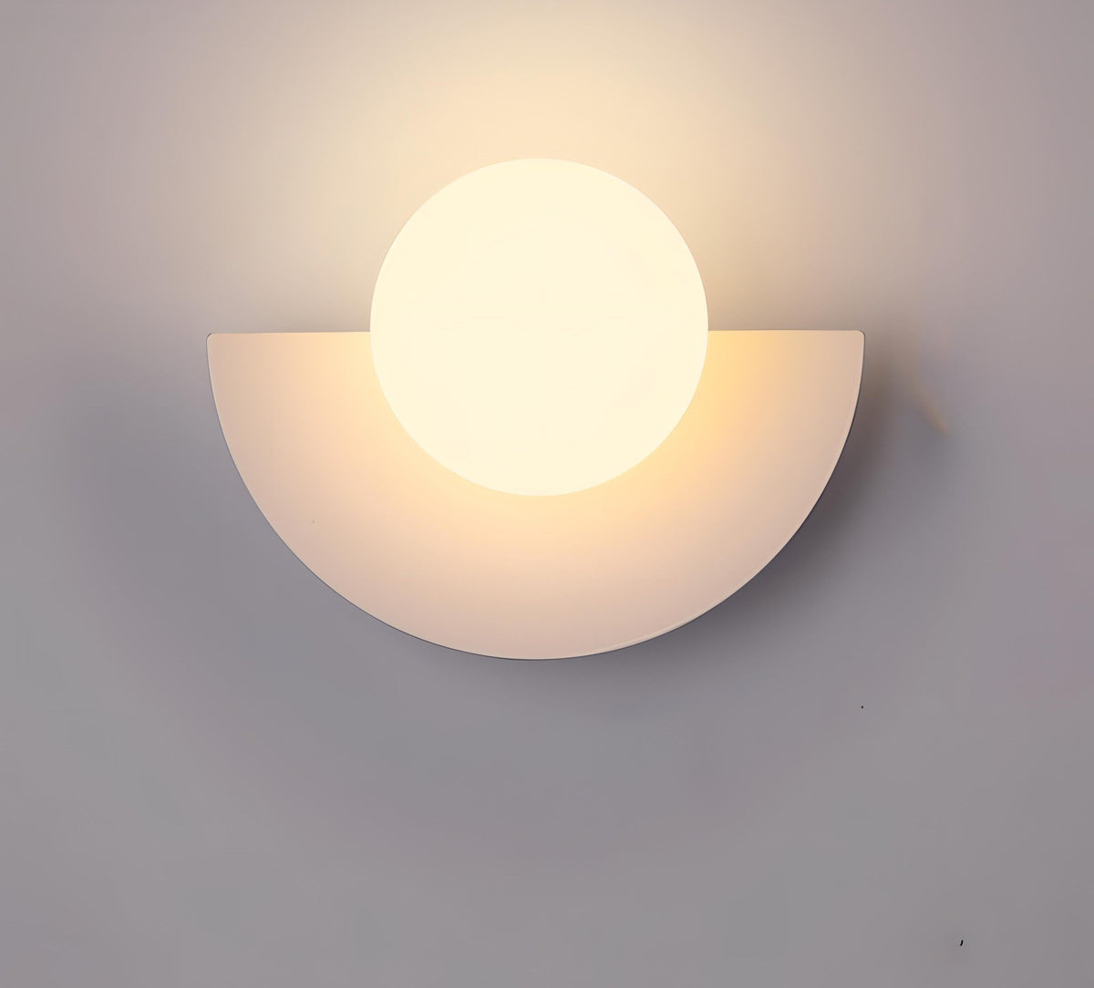 Nordic wall light with a semicircular shade