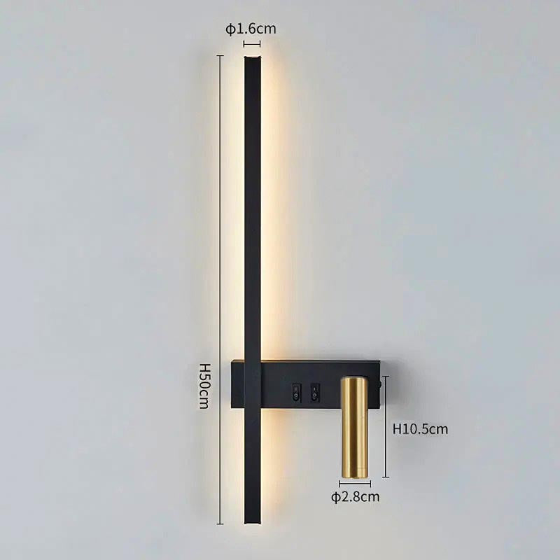 Wandlamp met verticale lat en verstelbare spot