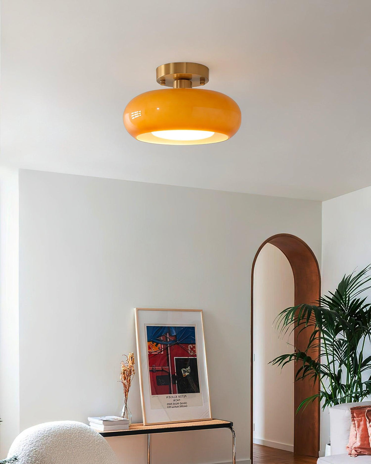 Nowoczesna lampa sufitowa ring z zaokrągloną oprawą
