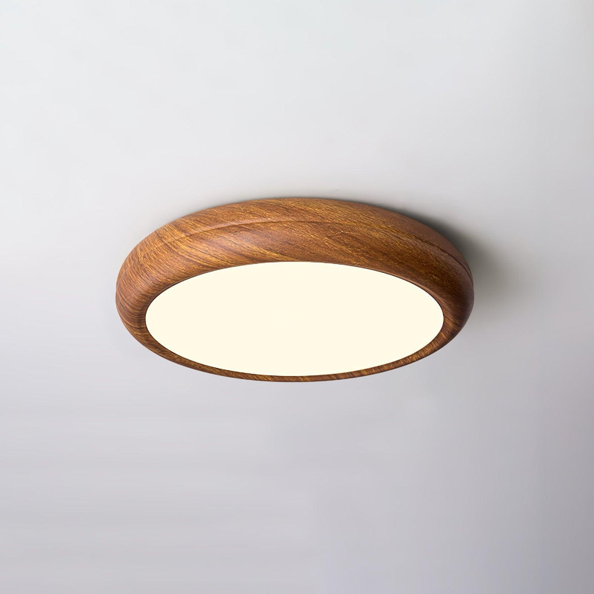Lampa sufitowa okrągła z efektem słojów drewna