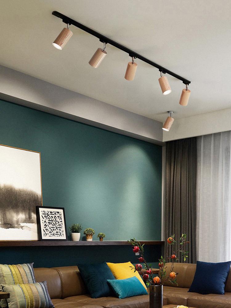 Grote plafondlamp voor de woonkamer met houten spots