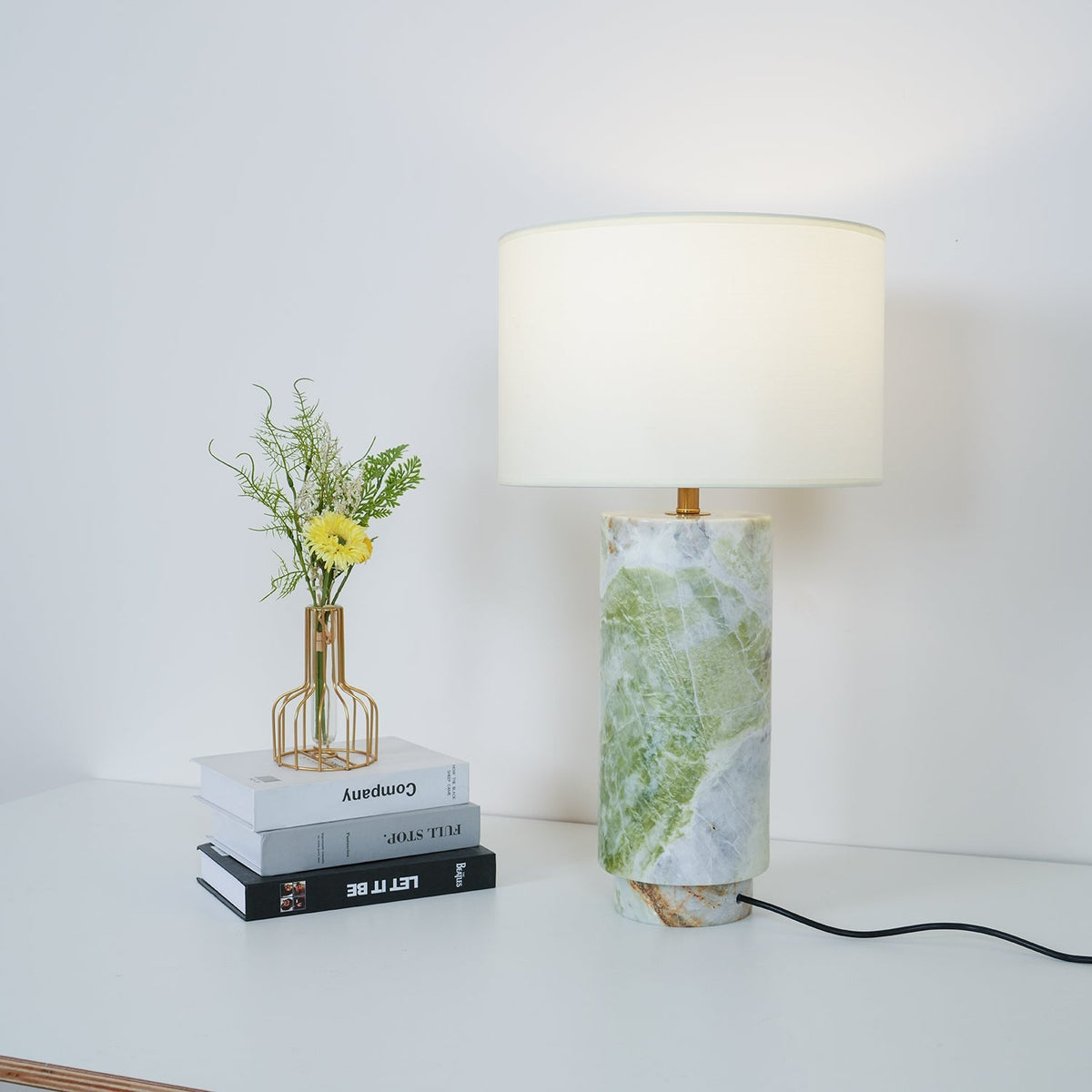 Nowoczesna lampa stołowa z zielonym marmurem 3