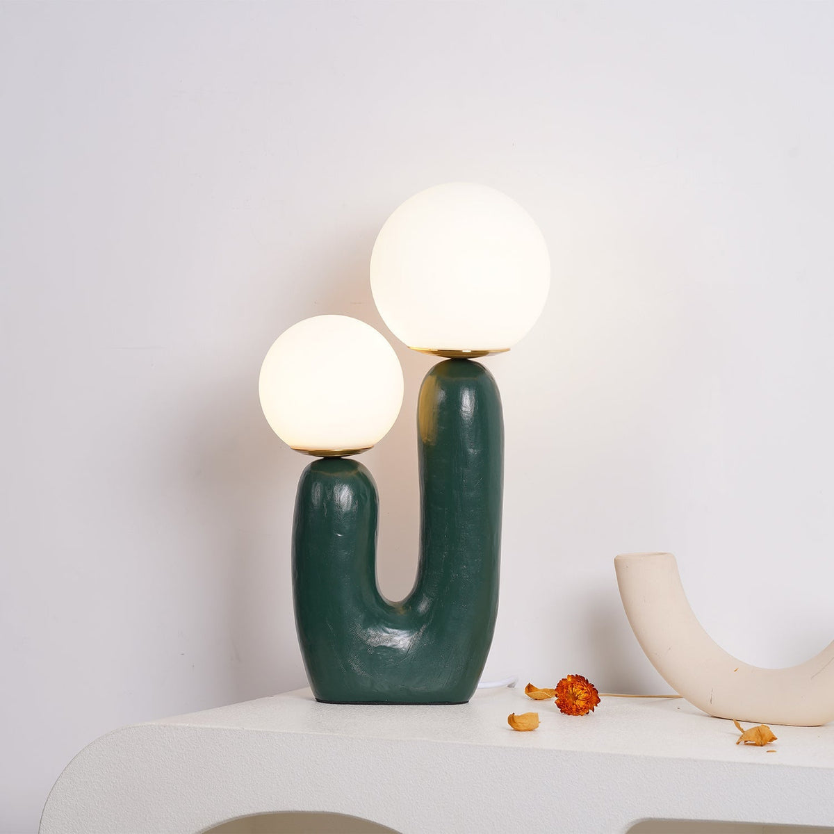 Nowoczesna Lampa Stołowa LED – Stylowe Oświetlenie Wnętrz 9
