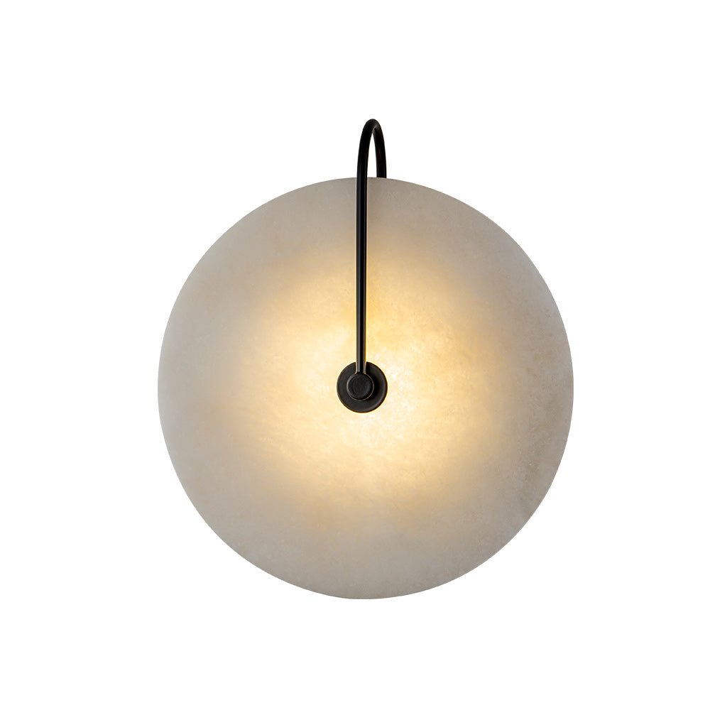 Ronde wandlamp met marmeren kap en zwart detail