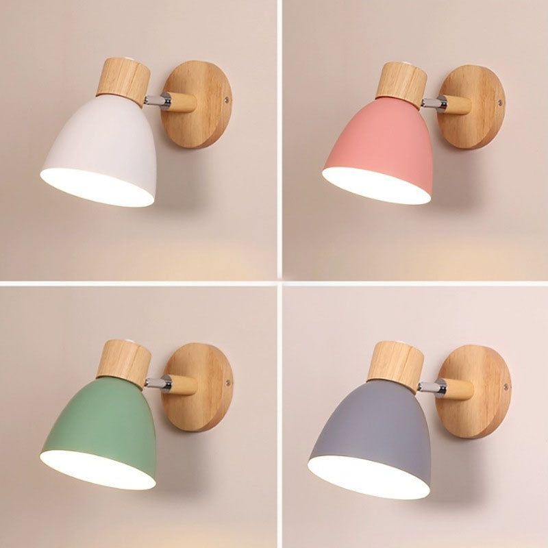 Wandlamp met schuin arm en conische kap