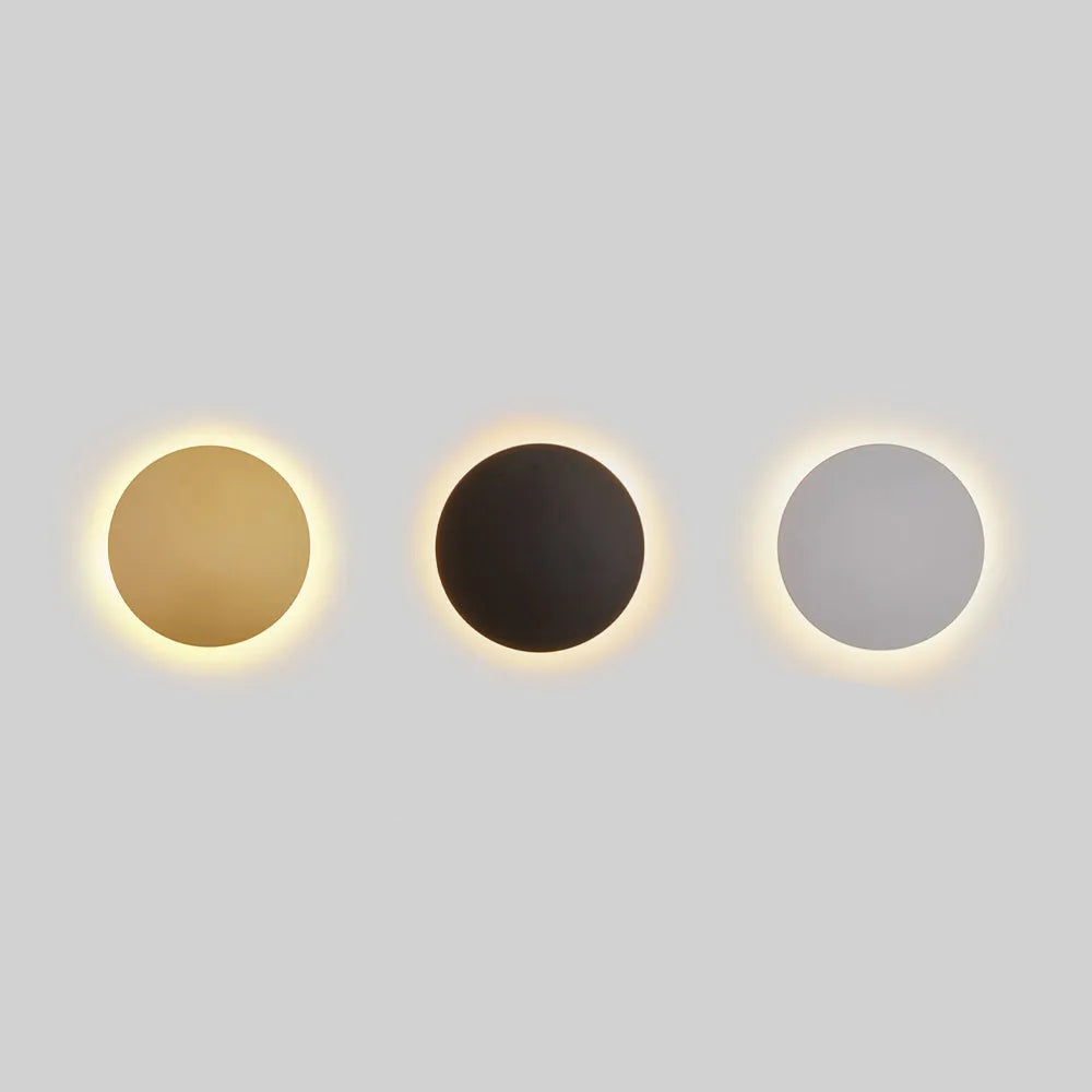 Ronde metalen wandlamp met led-achtergrondverlichting