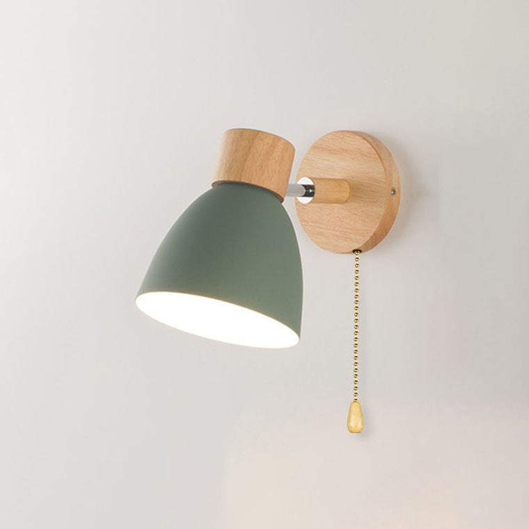 Wandlamp met schuin arm en conische kap