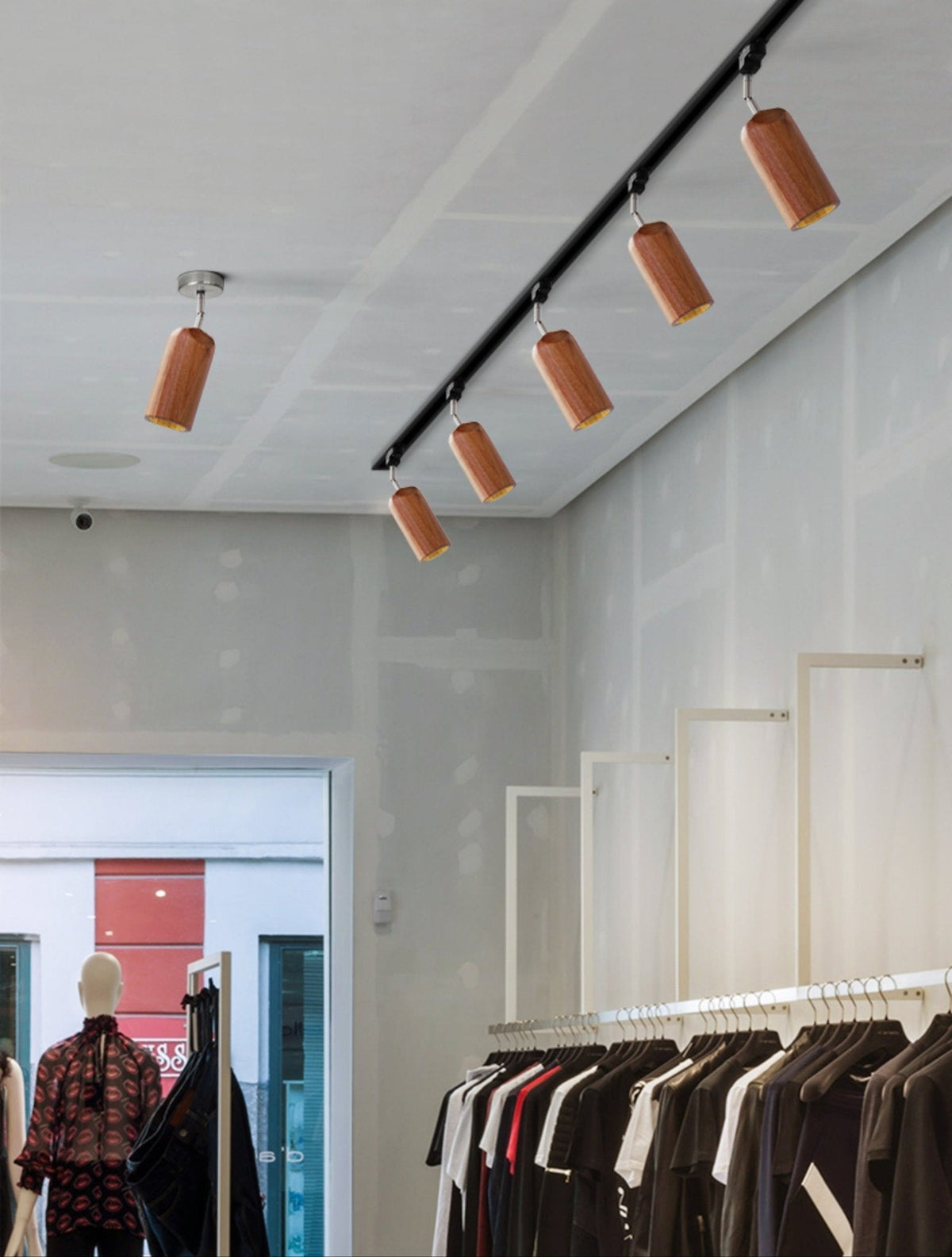 Grote plafondlamp voor de woonkamer met houten spots