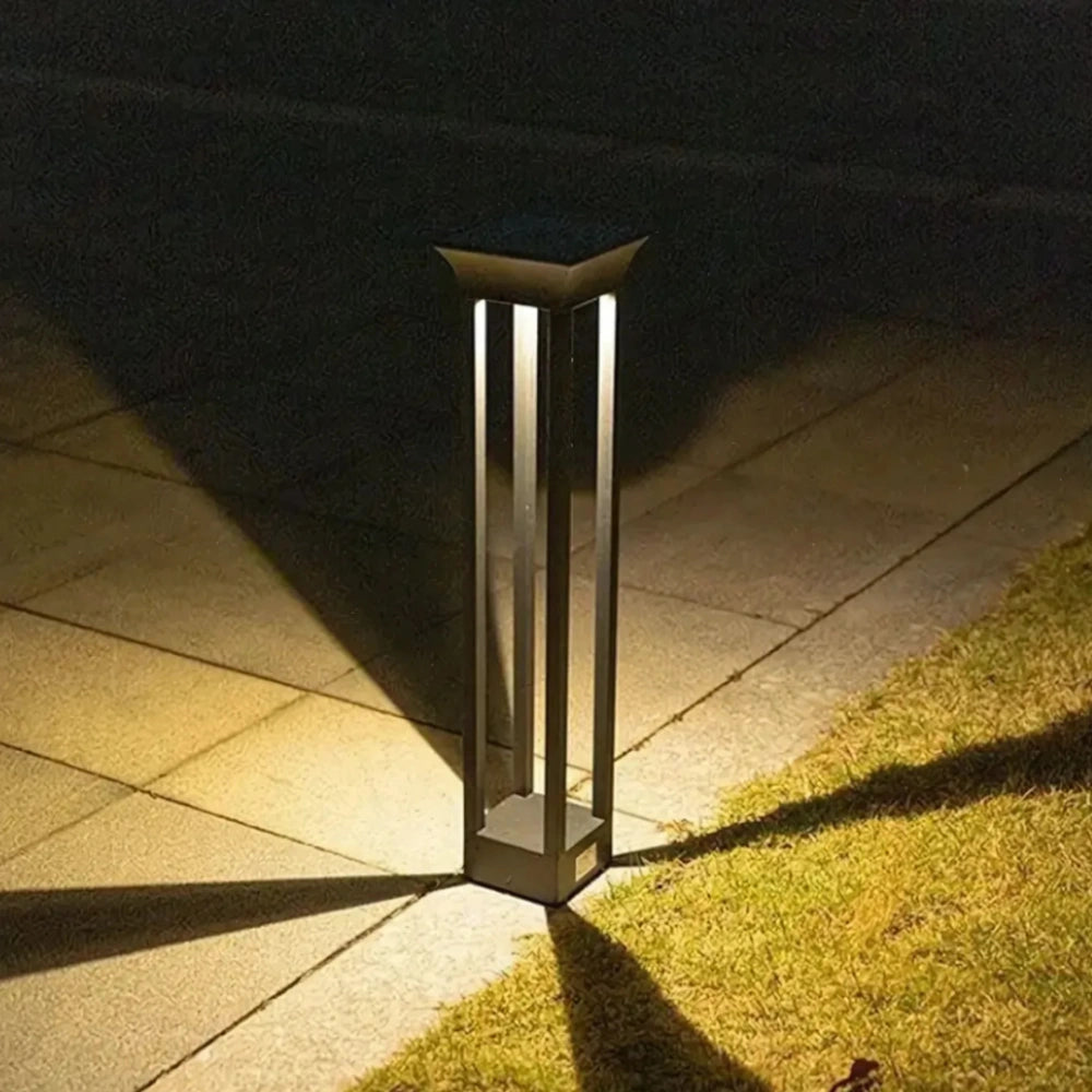 Zewnętrzna lampa stojąca z prostokątną otwartą ramą