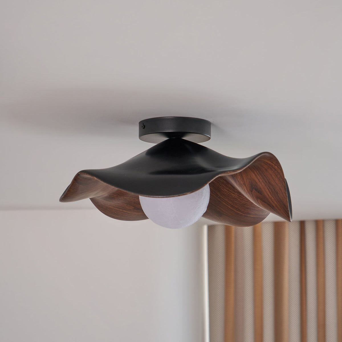 Plafonnier au plafond à forme douce et organique