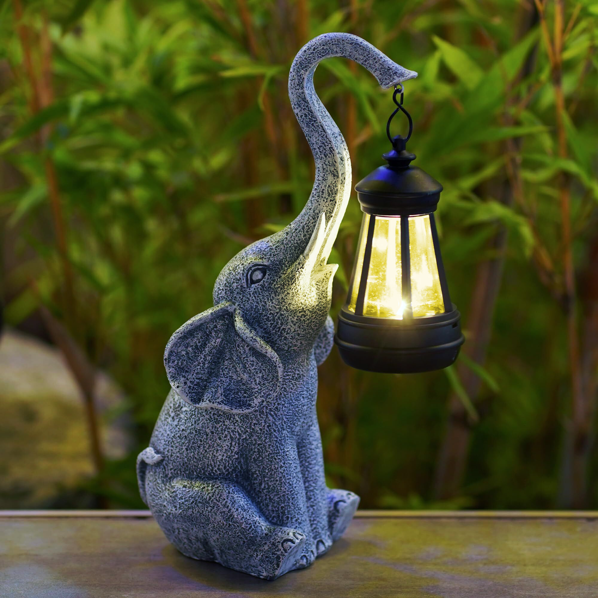 Lampe solaire de jardin en forme d’éléphant avec lumière décorative