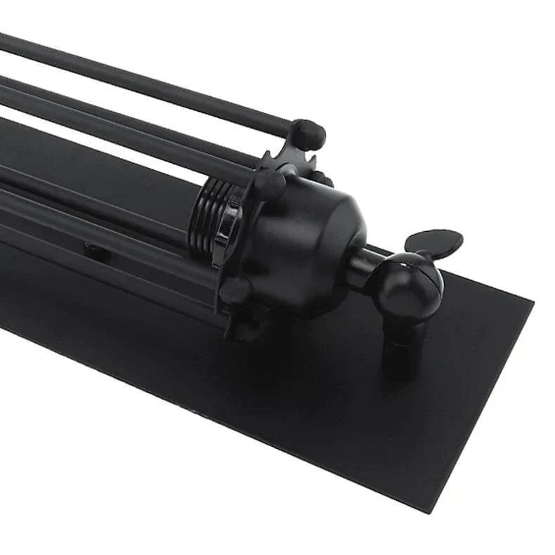Industriële wandlamp met langwerpige glazen kap