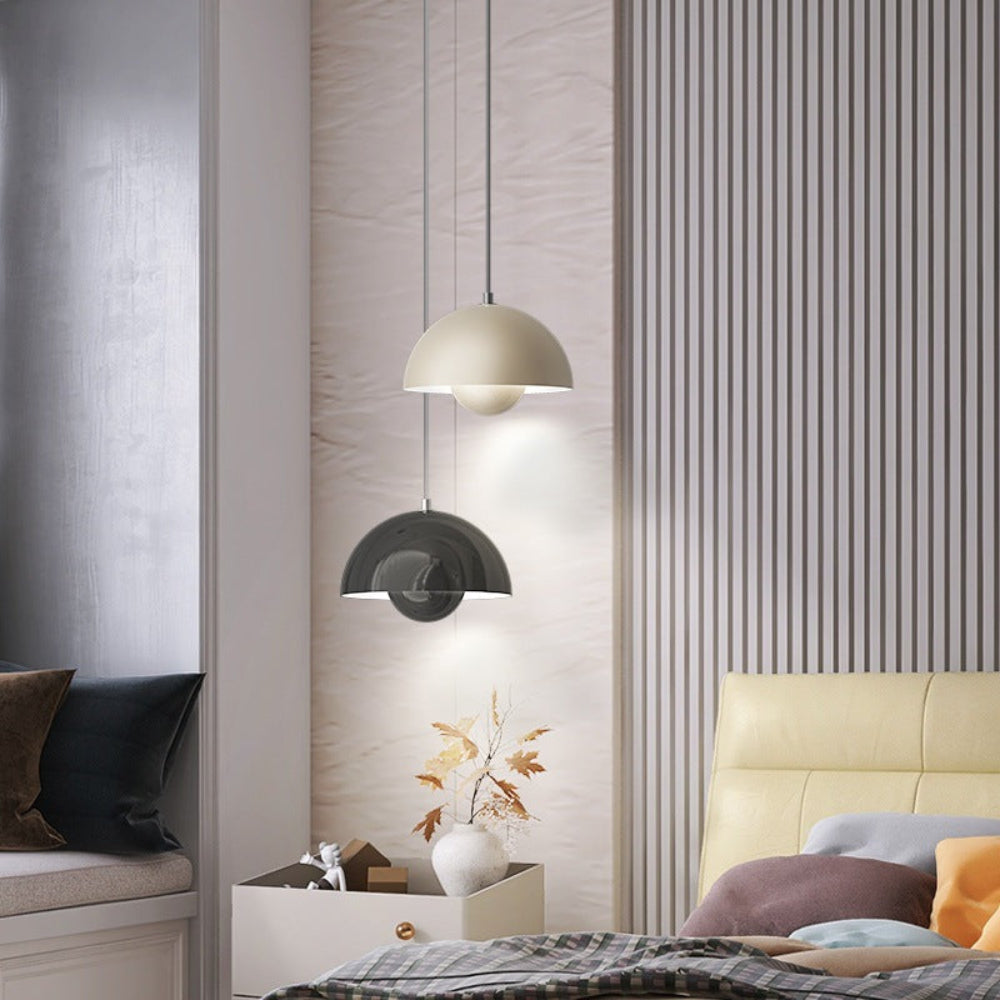Lustre suspendu minimaliste multicolore en forme de demi-dôme  