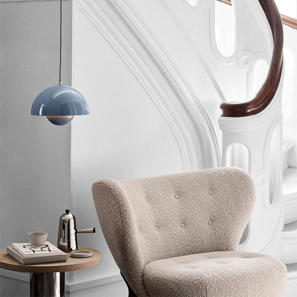 Lustre suspendu minimaliste multicolore en forme de demi-dôme  