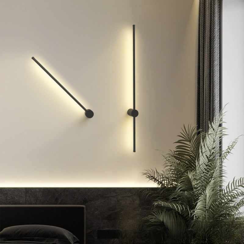 Minimalist linear wall sconce