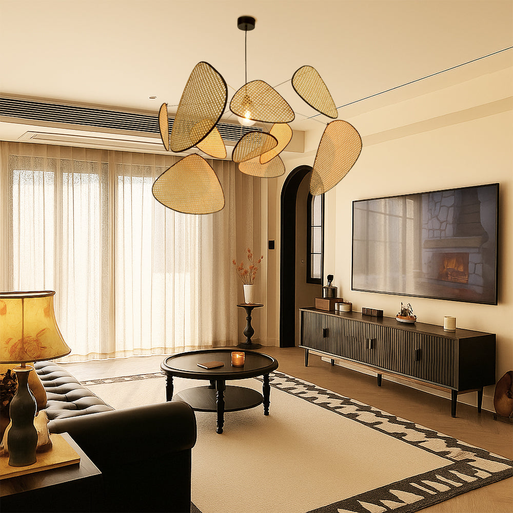 Minimalistyczna lampa wisząca z rattanu