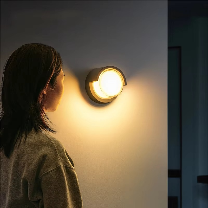 Buiten LED-wandlamp met bewegingssensor