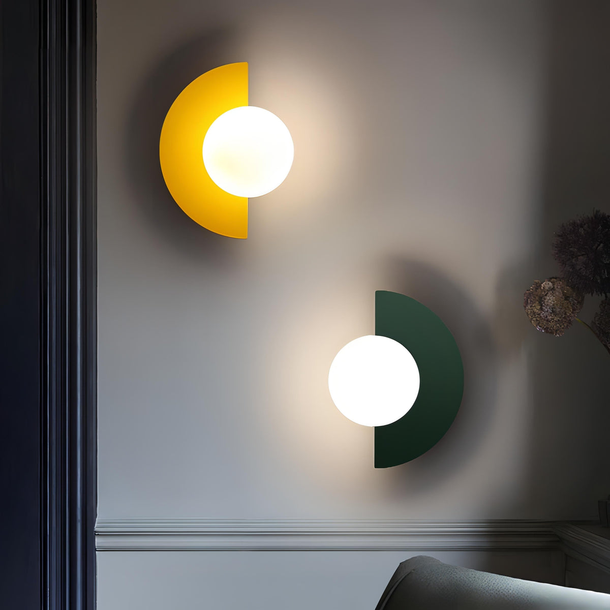 Nordic wall light with a semicircular shade