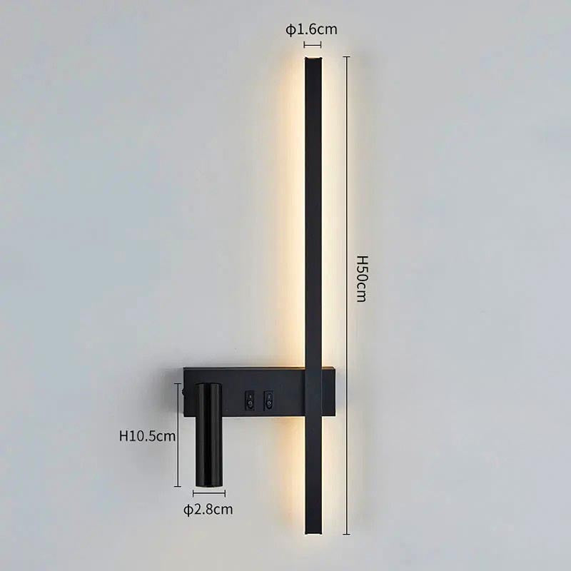 Wandlamp met verticale lat en verstelbare spot
