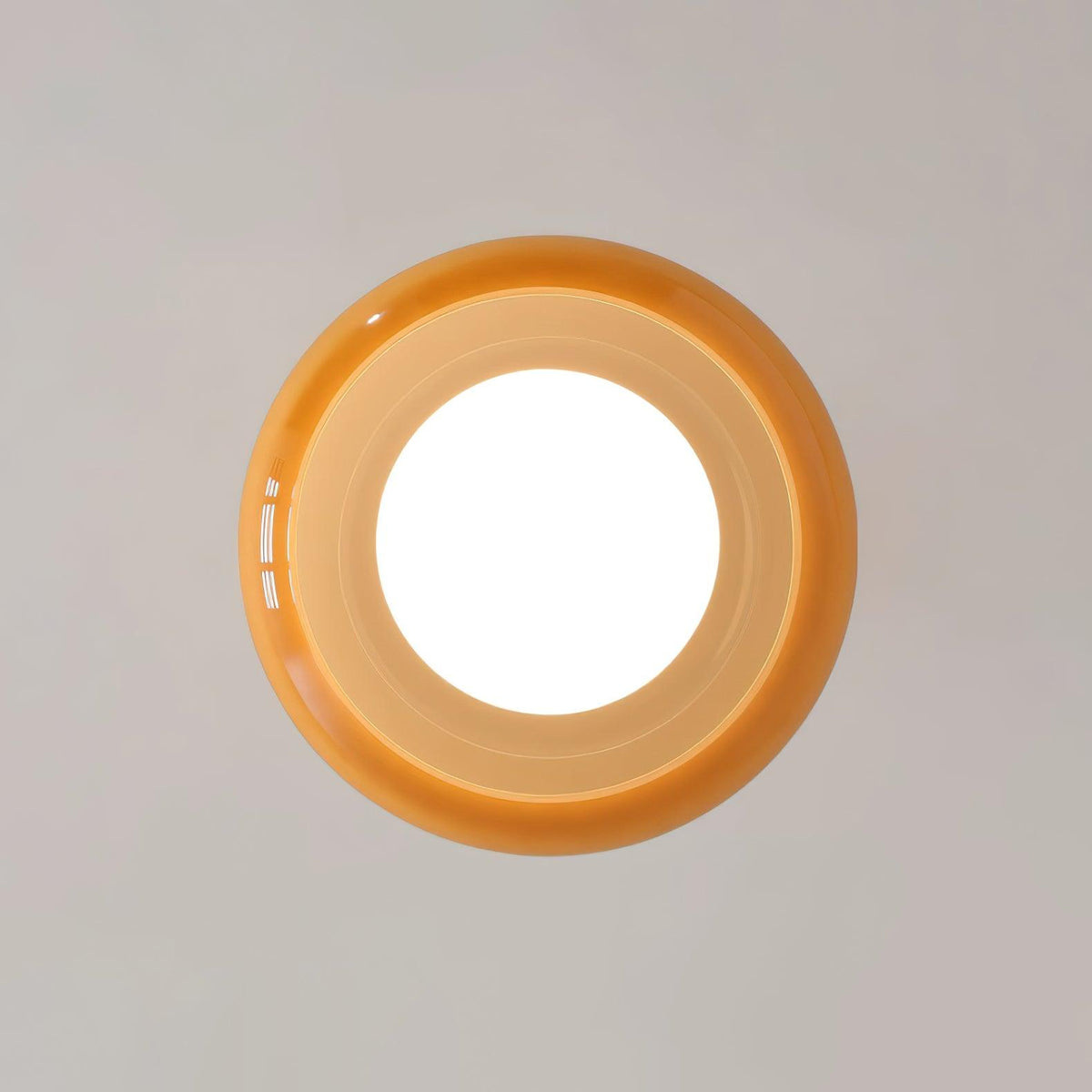 Nowoczesna lampa sufitowa ring z zaokrągloną oprawą