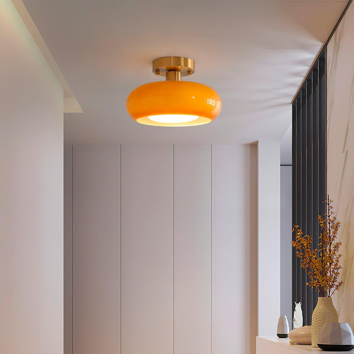 Nowoczesna lampa sufitowa ring z zaokrągloną oprawą