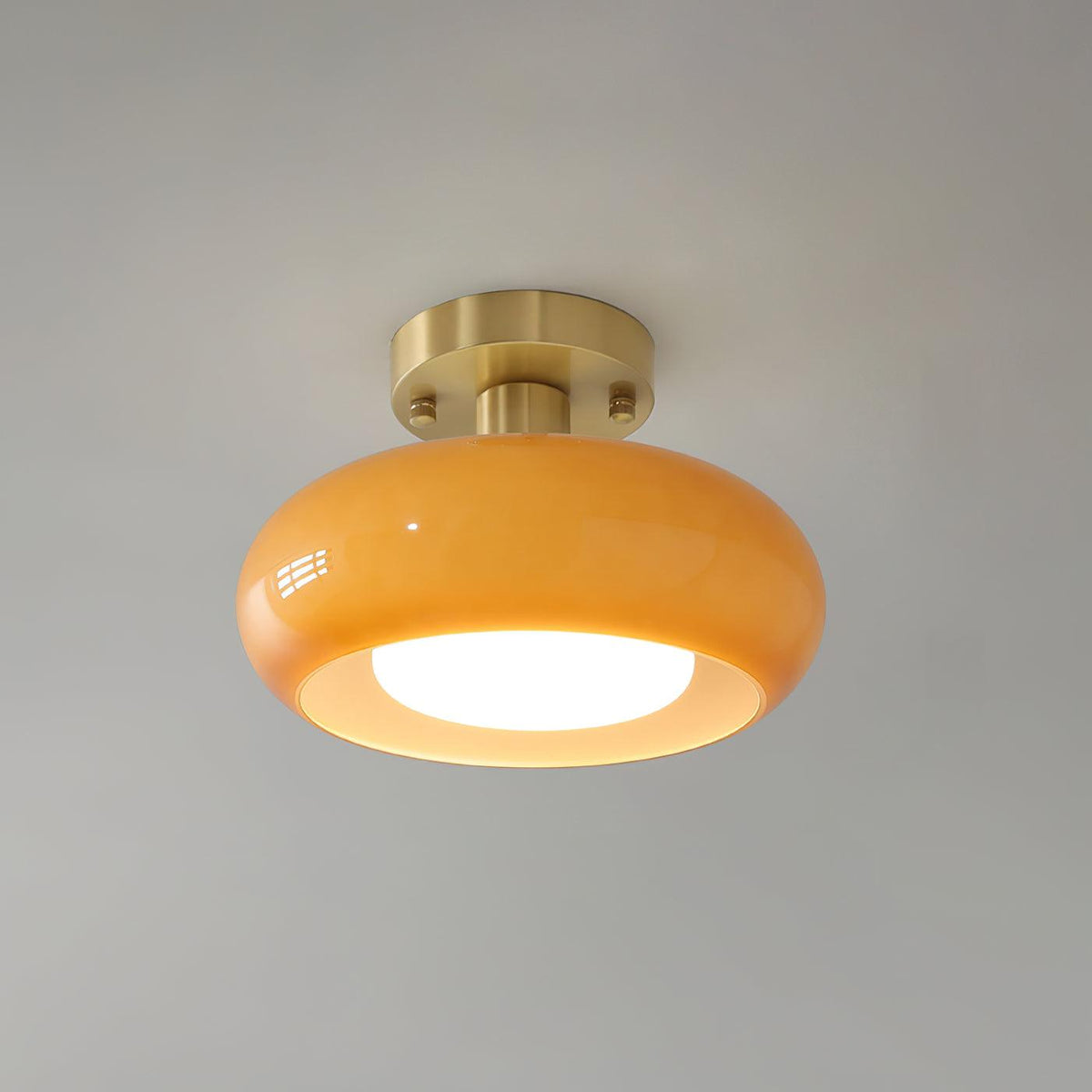 Nowoczesna lampa sufitowa ring z zaokrągloną oprawą