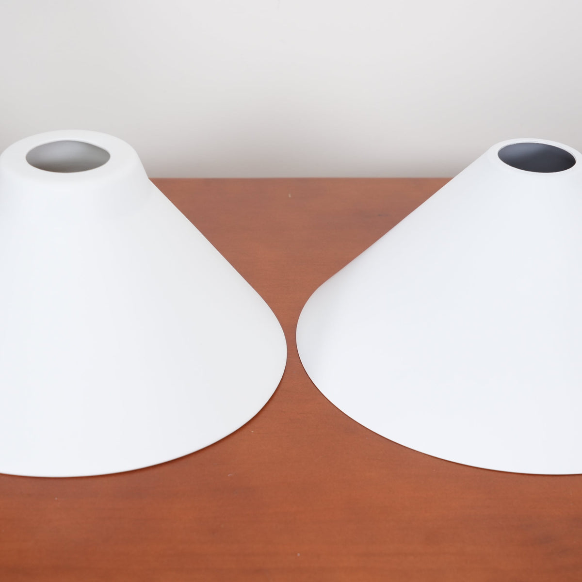 Lampa wisząca z dwoma kloszami metal szkło