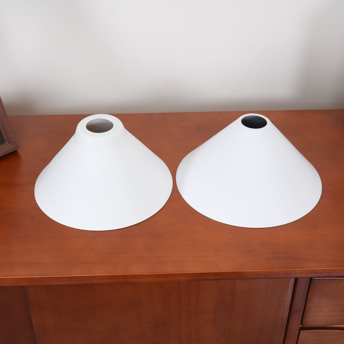 Lampa wisząca z dwoma kloszami metal szkło