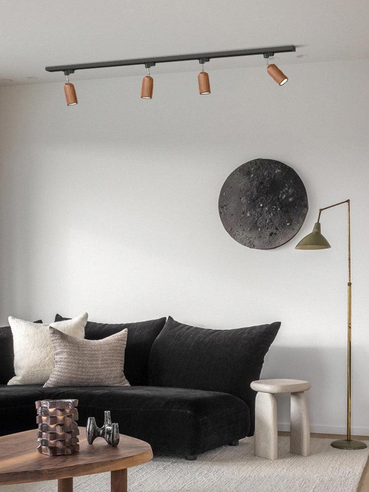 Grote plafondlamp voor de woonkamer met houten spots