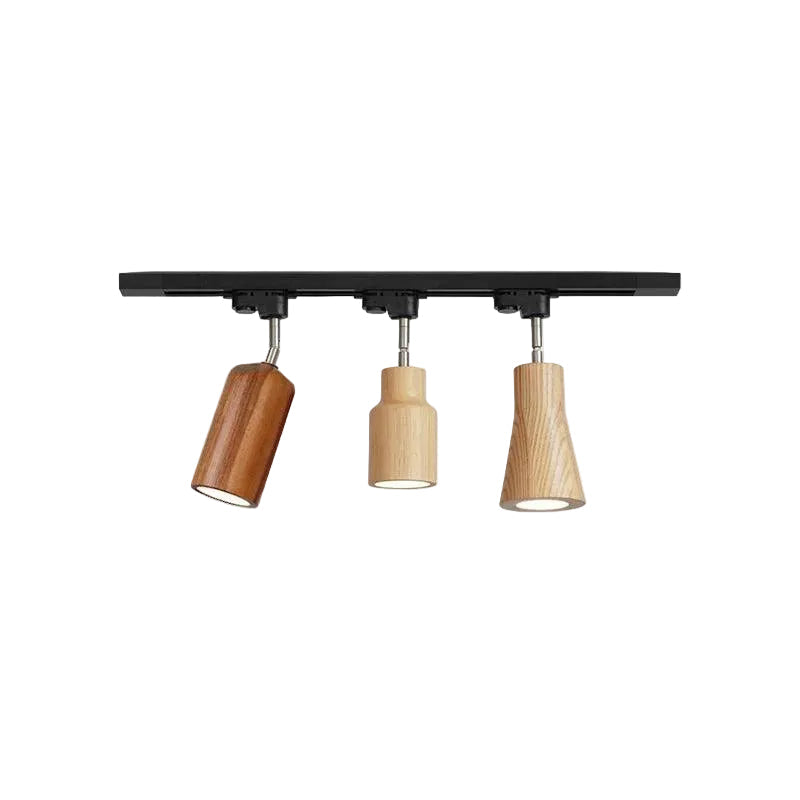 Grote plafondlamp voor de woonkamer met houten spots
