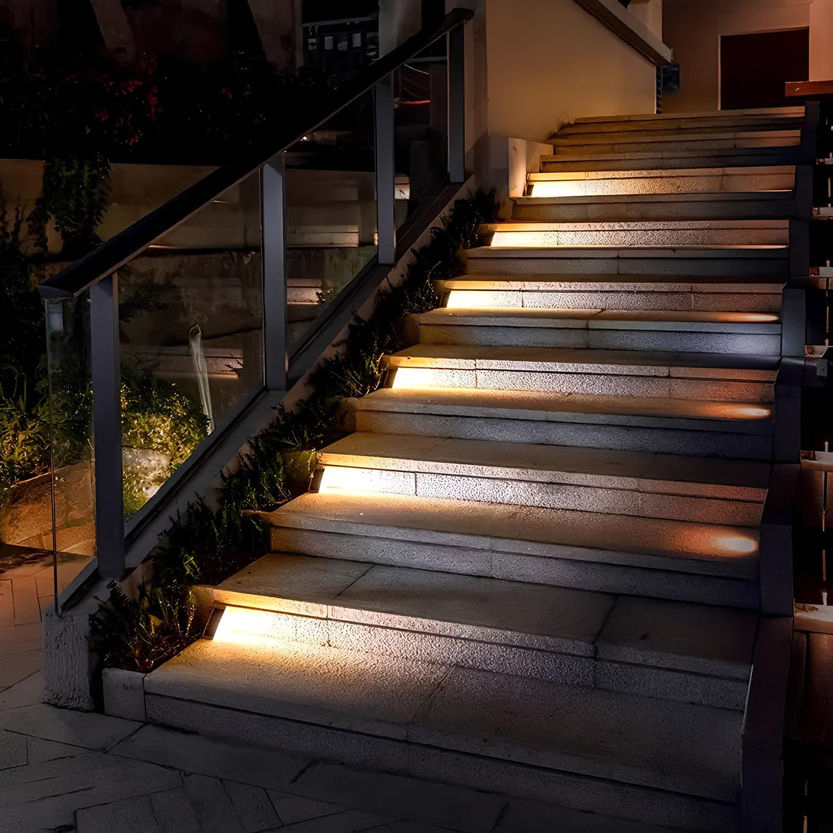 Solar-powered outdoor LED stair lighting