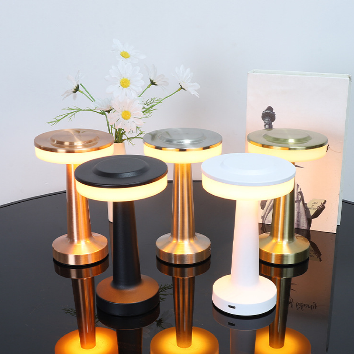 Nowoczesna metalowa lampa stołowa LED