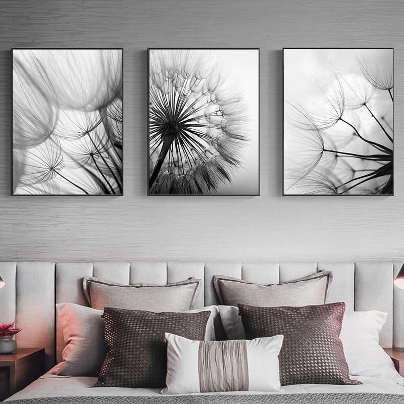Moderne wanddecoratie met een paardenbloemmotief