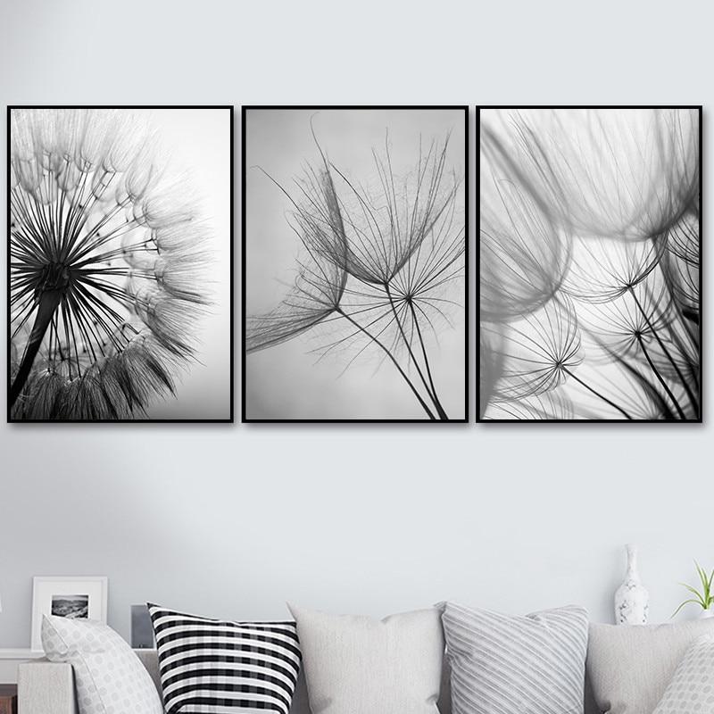 Moderne wanddecoratie met een paardenbloemmotief