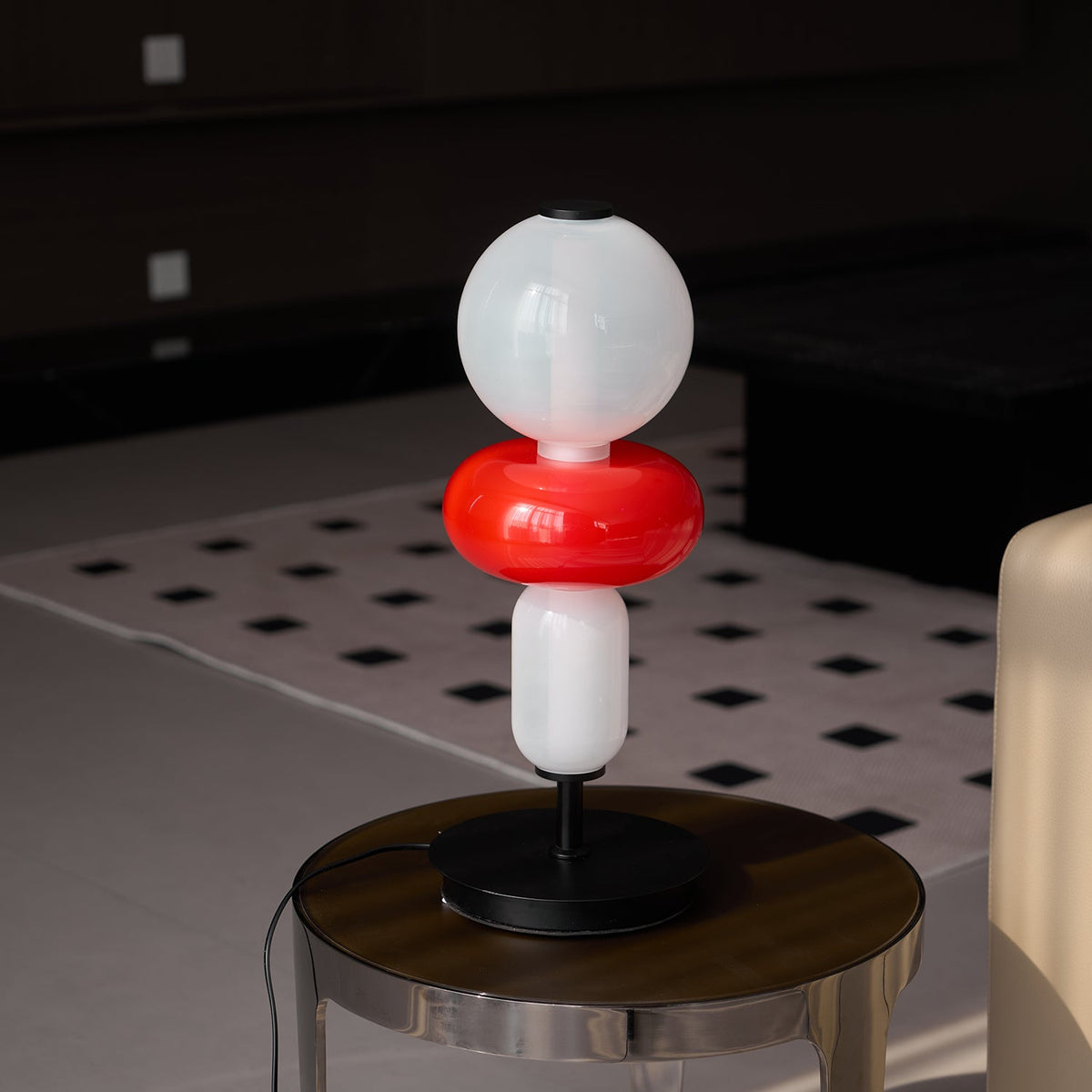 Elegancka Szklana Lampa Nocna z LED 11