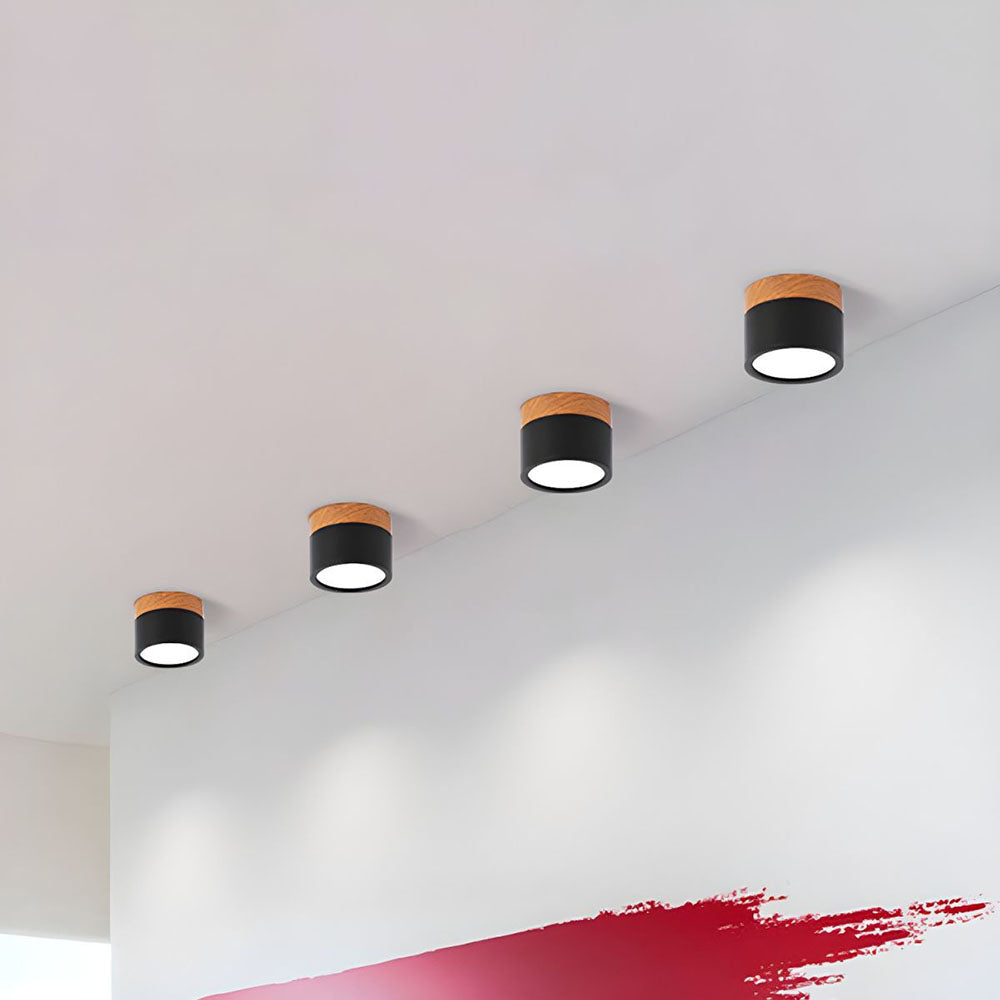 Nowoczesna lampa sufitowa z drewnianym akcentem 9