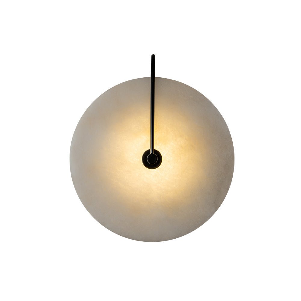 Ronde wandlamp met marmeren kap en zwart detail